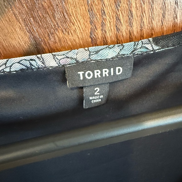 Torrid Black and White Patterned Dress - Picture 2 of 3